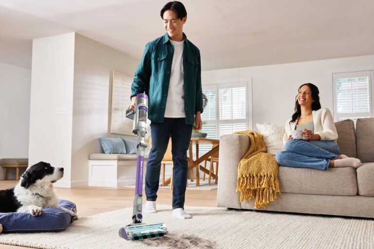 The 7 Best Vacuum for Pet Hair on Carpet and Hardwood Floors
